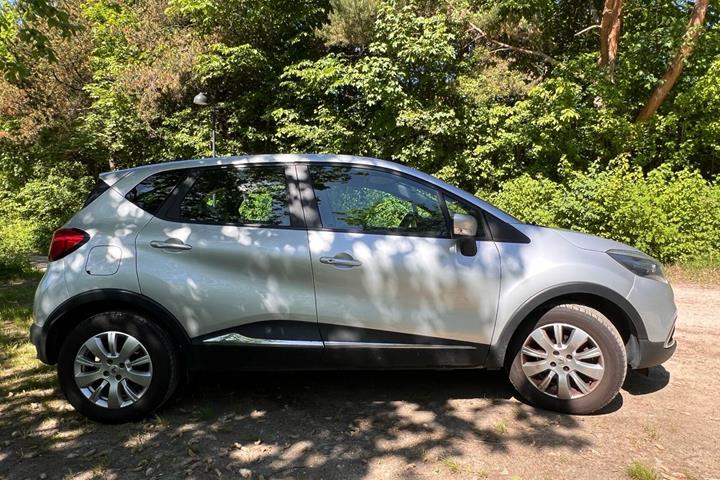 Sølv Renault Captur fra 2013