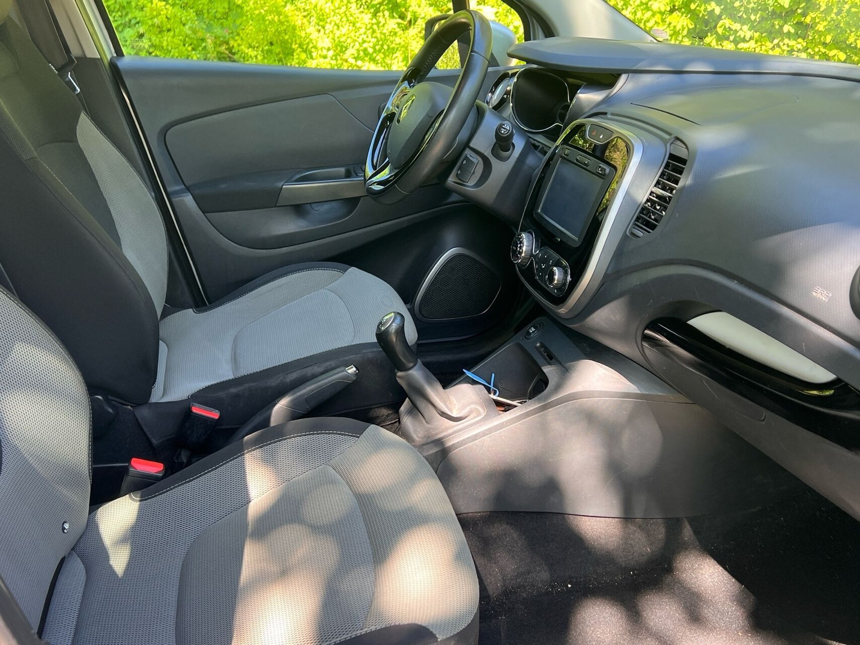 Sølv Renault Captur fra 2013