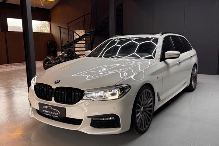 Hvid BMW 530d fra 2018