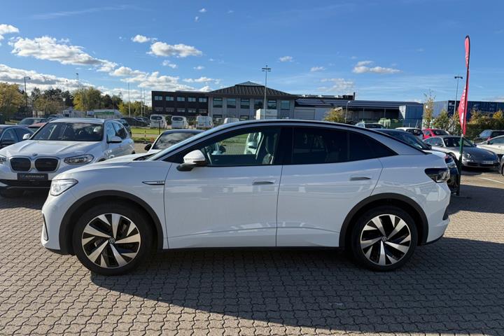 Hvid VW ID.5 fra 2023