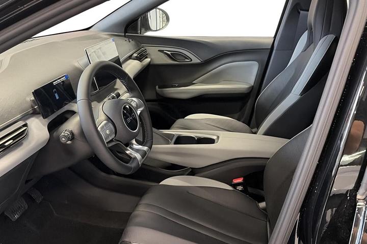 Sort BYD Dolphin Surf fra 2025