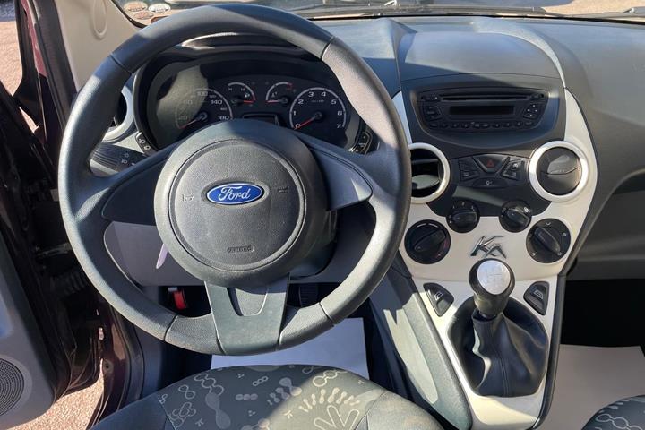 Grøn Ford Ka fra 2014