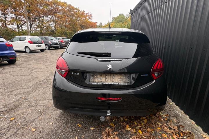 undefined Peugeot 208 fra 2016