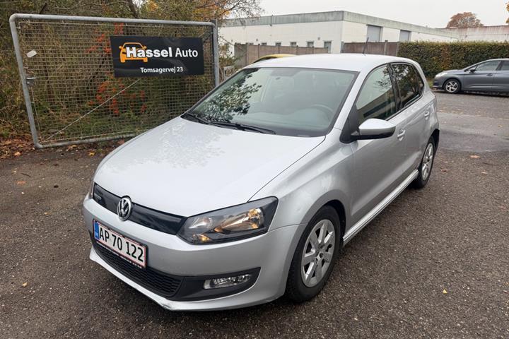 Grøn VW Polo fra 2013