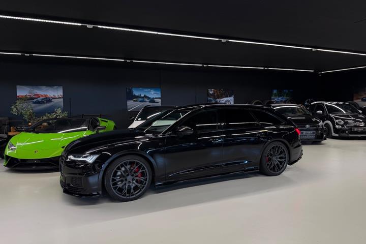 Grøn Audi A6 fra 2021