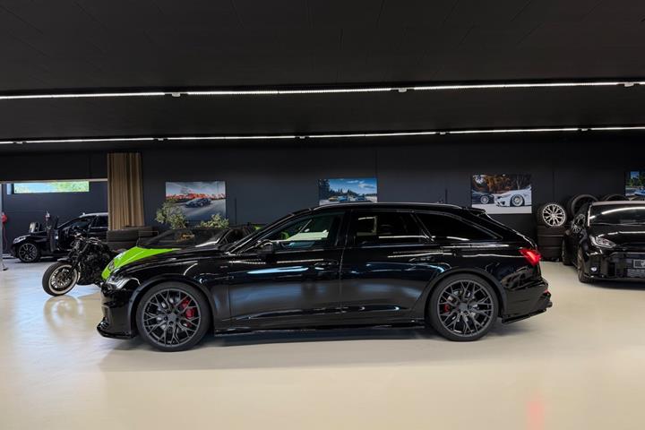 Grøn Audi A6 fra 2021