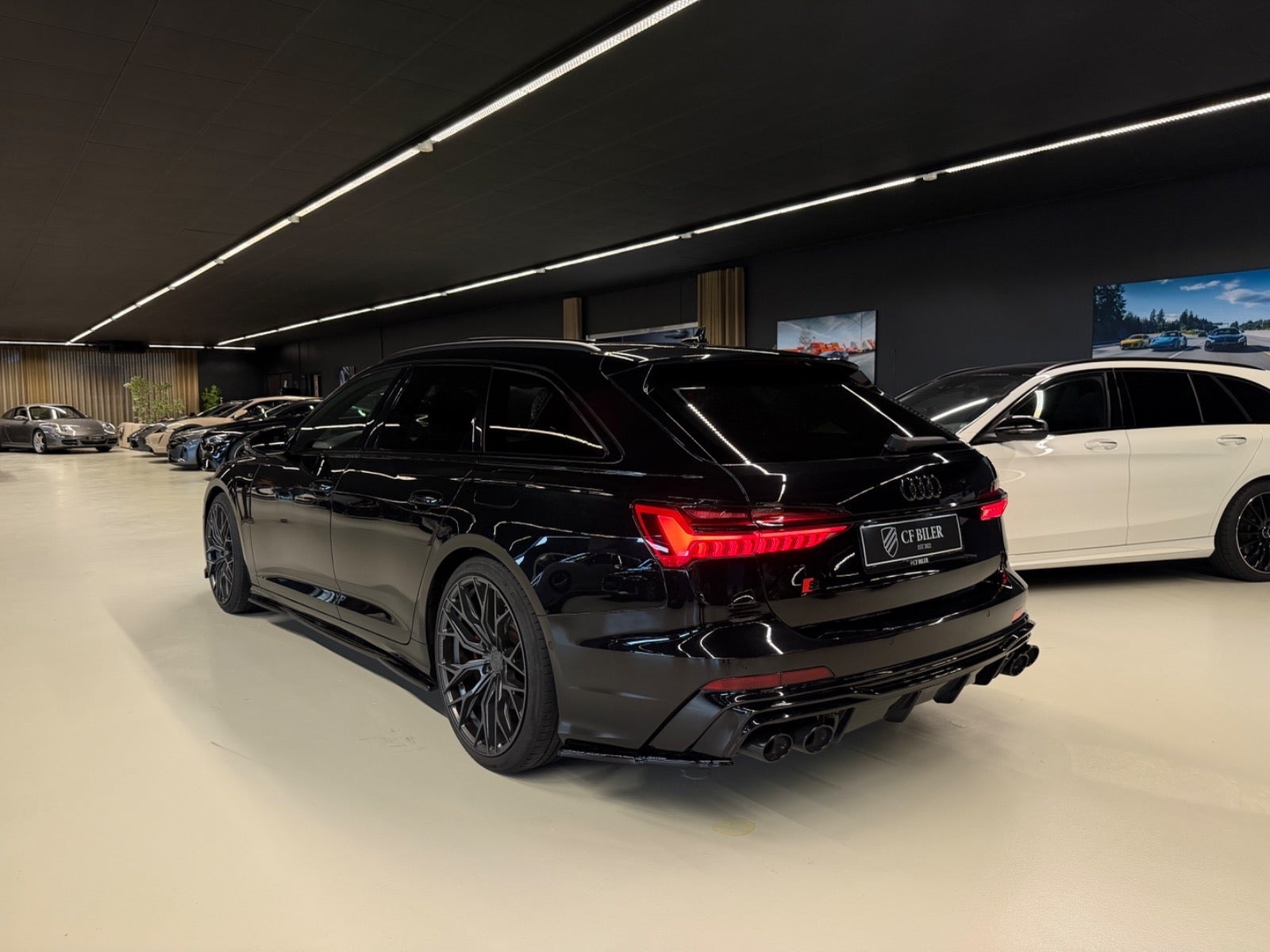 Grøn Audi A6 fra 2021