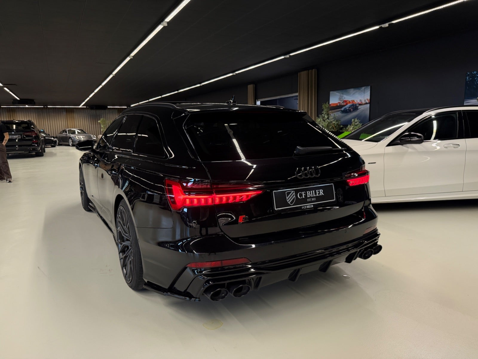 Grøn Audi A6 fra 2021