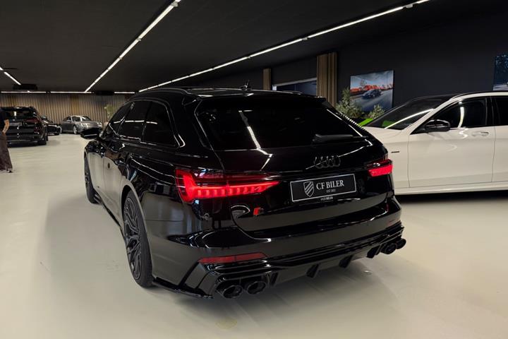 Grøn Audi A6 fra 2021