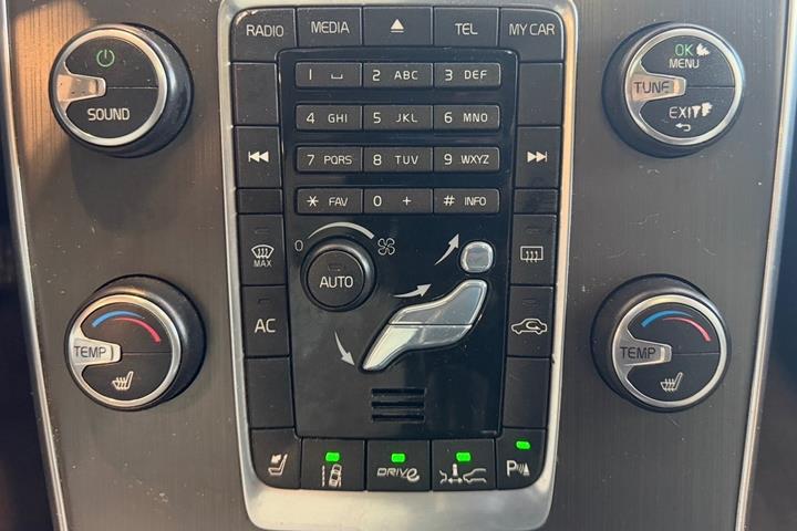 Sort Volvo V60 fra 2011