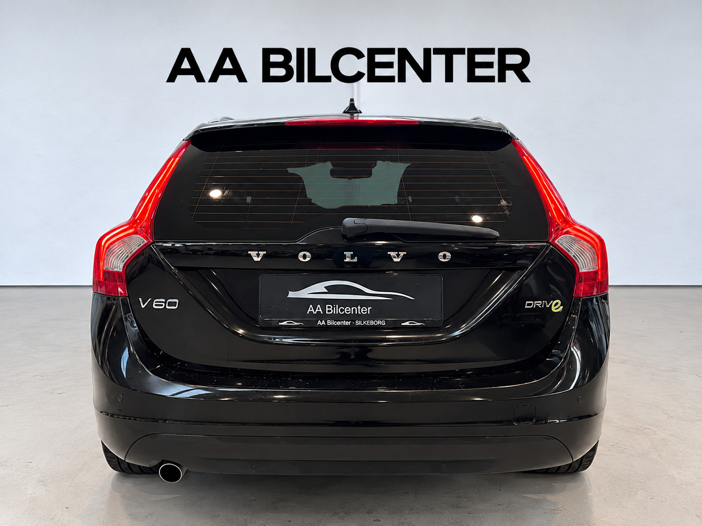 Sort Volvo V60 fra 2011