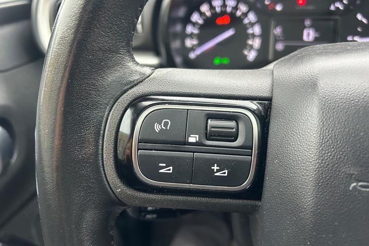 Blå Citroën C3 fra 2020