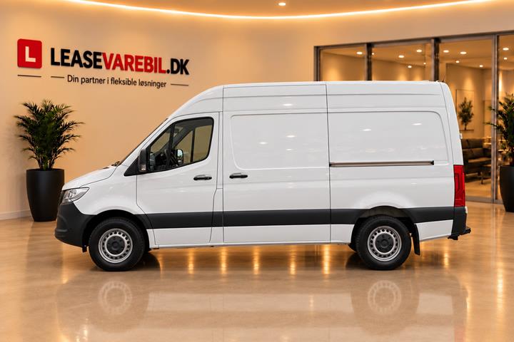 Hvid Mercedes Sprinter 316 fra 2020
