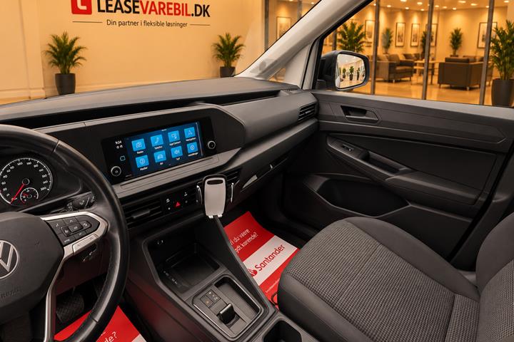 Hvid VW Caddy Maxi fra 2022