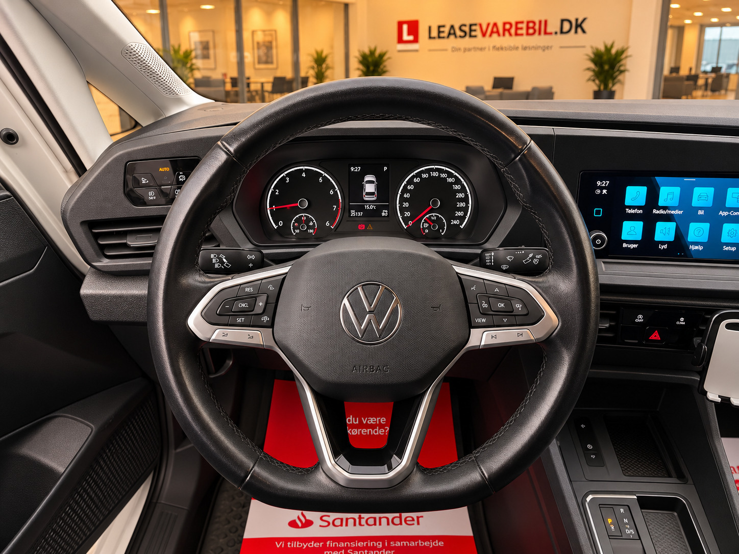 Hvid VW Caddy Maxi fra 2022