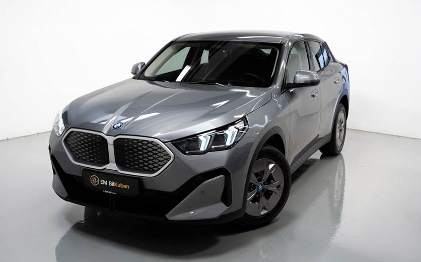 BMW iX2 eDrive20