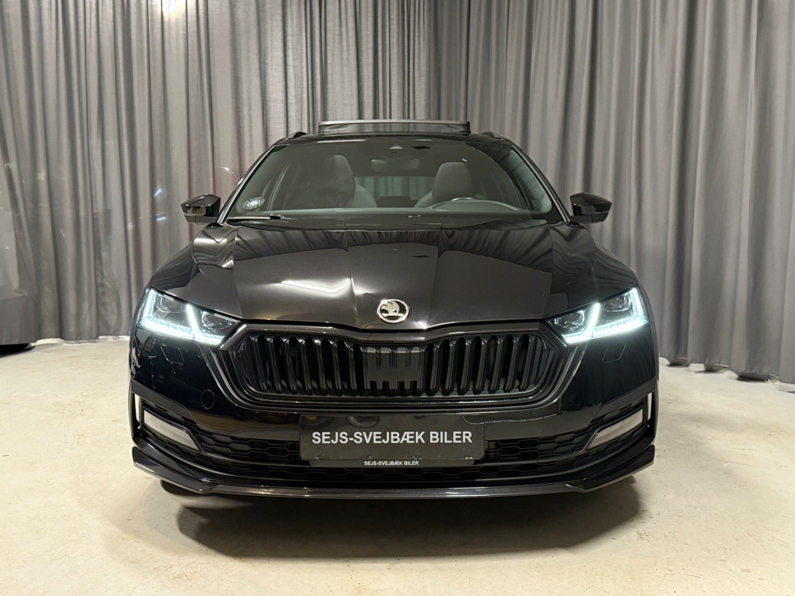 Sort Skoda Octavia fra 2022