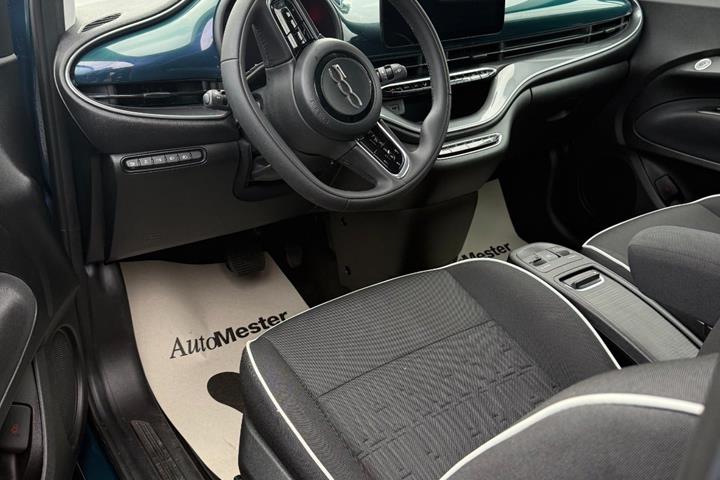 undefined Fiat 500e fra 2023
