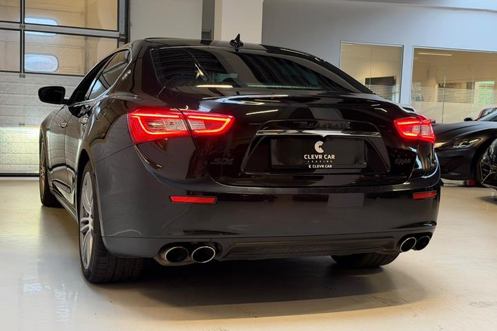 Sort Maserati Ghibli fra 2018