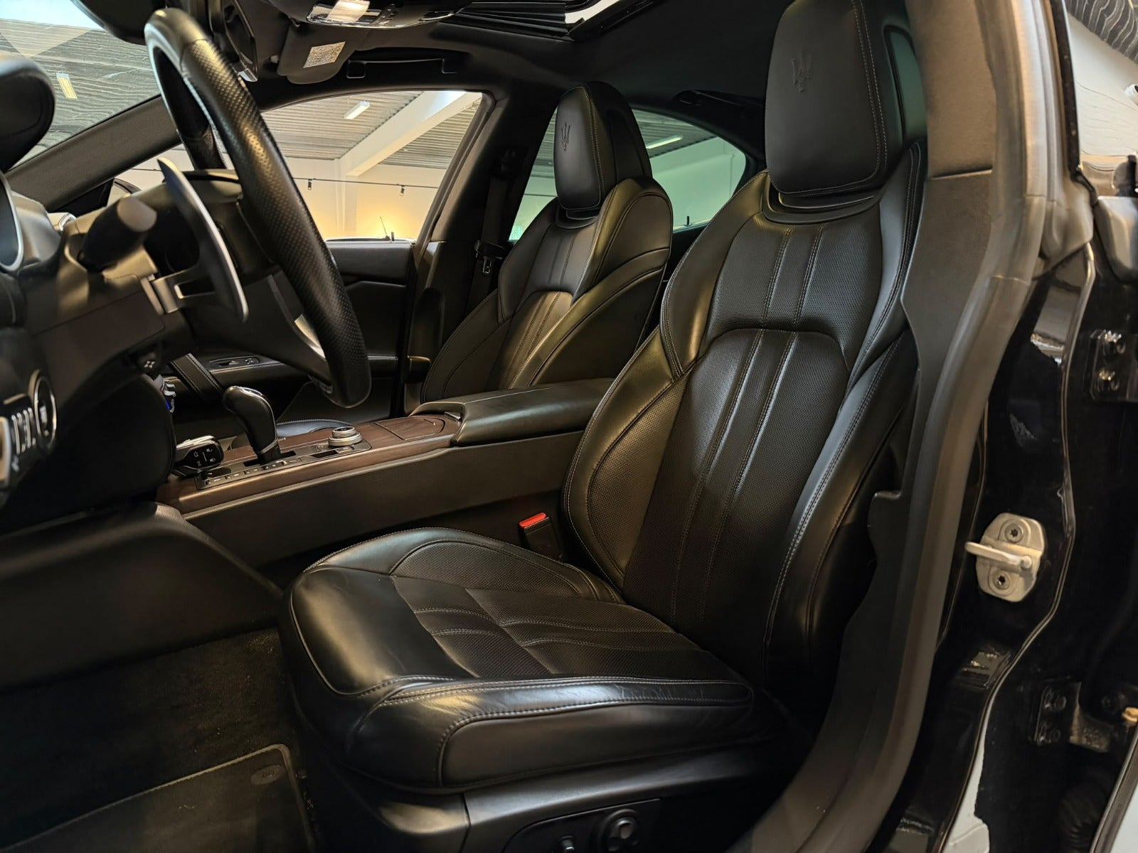 Sort Maserati Ghibli fra 2018