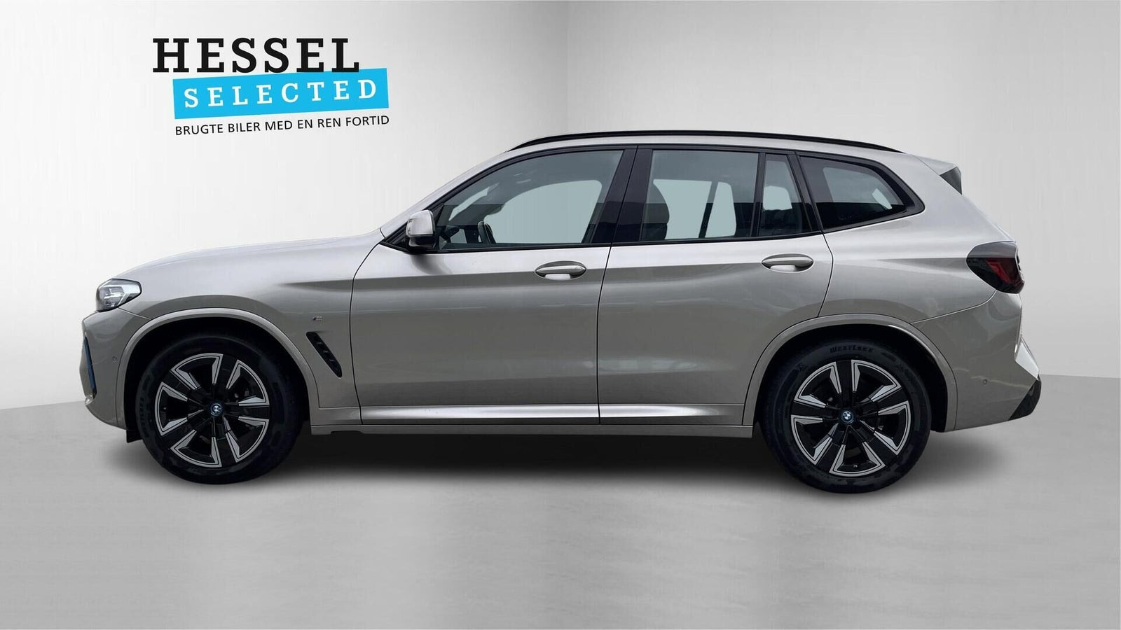Orange BMW iX3 fra 2022