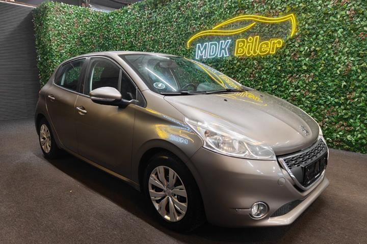 undefined Peugeot 208 fra 2012