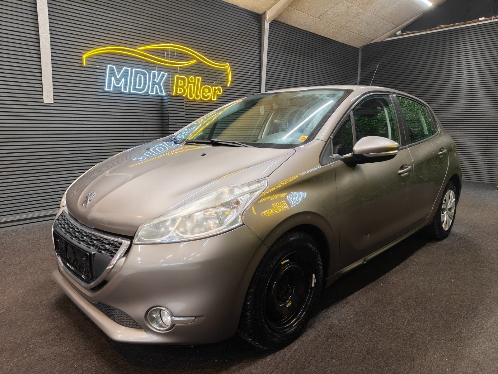 undefined Peugeot 208 fra 2012