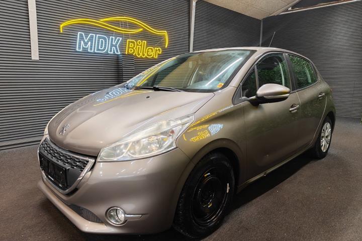 undefined Peugeot 208 fra 2012