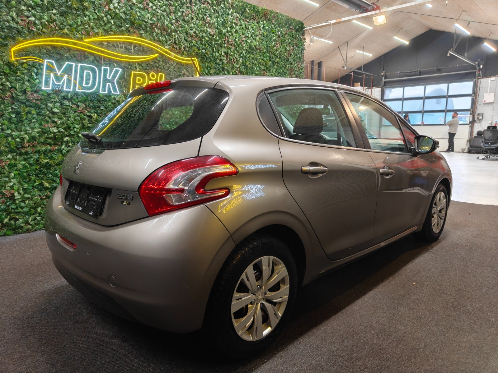 undefined Peugeot 208 fra 2012