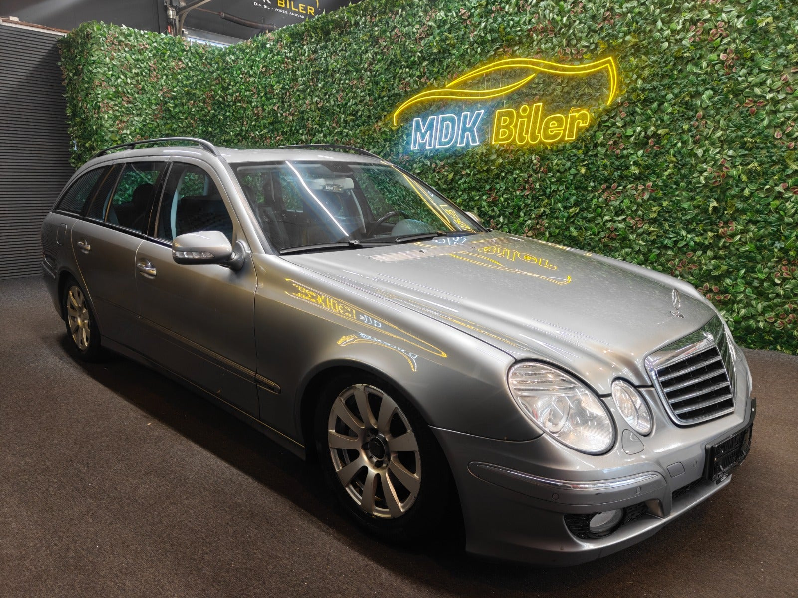 Mercedes E280 3,0 Avantgarde stc. aut.