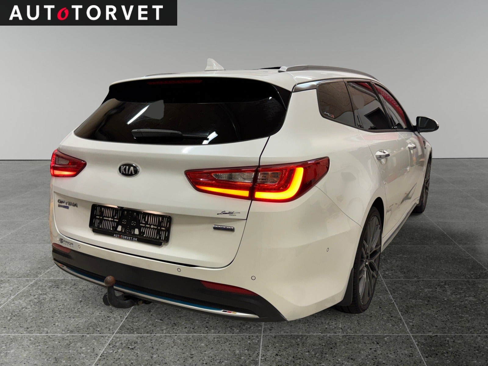 Hvid Kia Optima fra 2018
