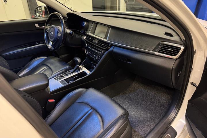 Hvid Kia Optima fra 2018