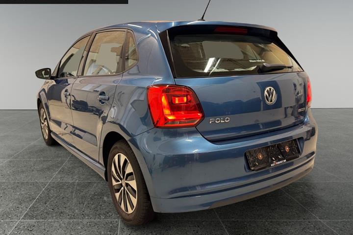 Blå VW Polo fra 2017