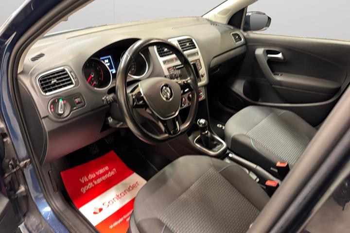 Blå VW Polo fra 2017