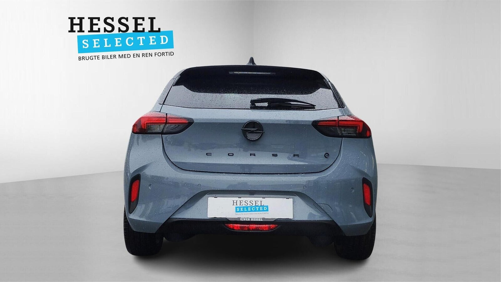Grå Opel Corsa-e fra 2024