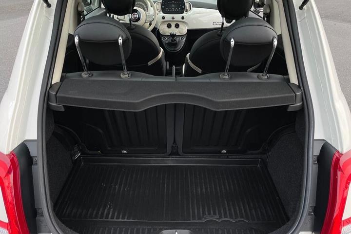 Hvid Fiat 500 fra 2018