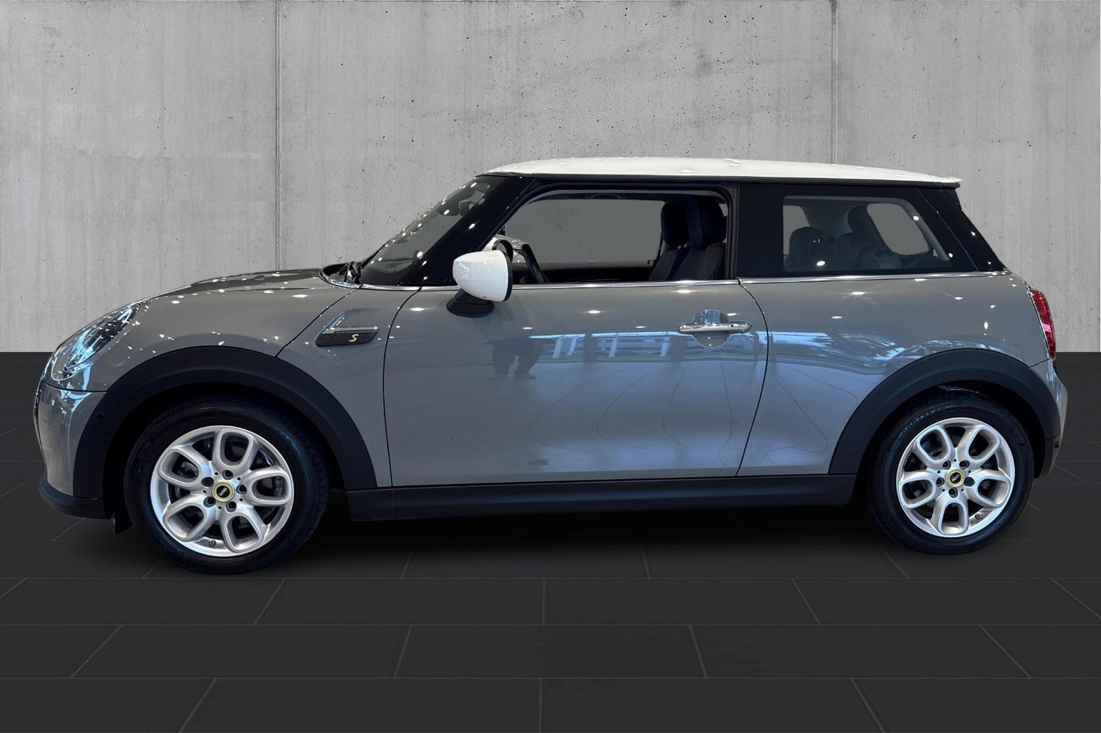 Grå Mini Cooper SE fra 2022