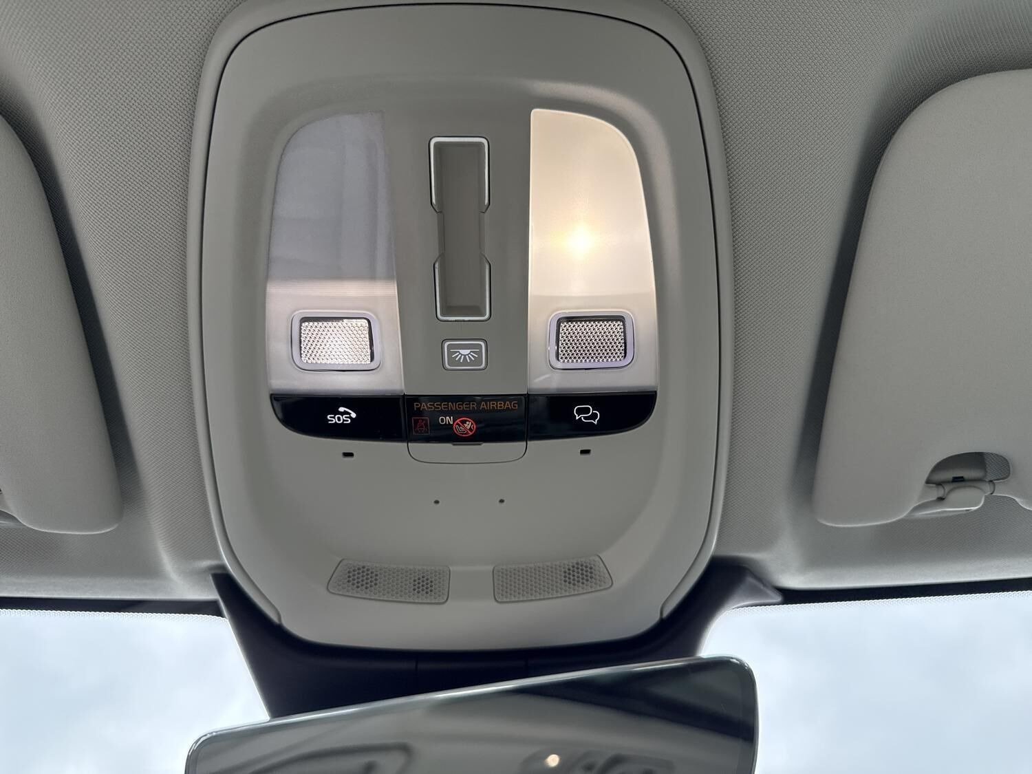 Blå Volvo XC60 fra 2023