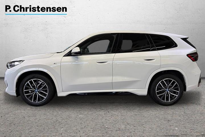 Hvid BMW iX1 fra 2024