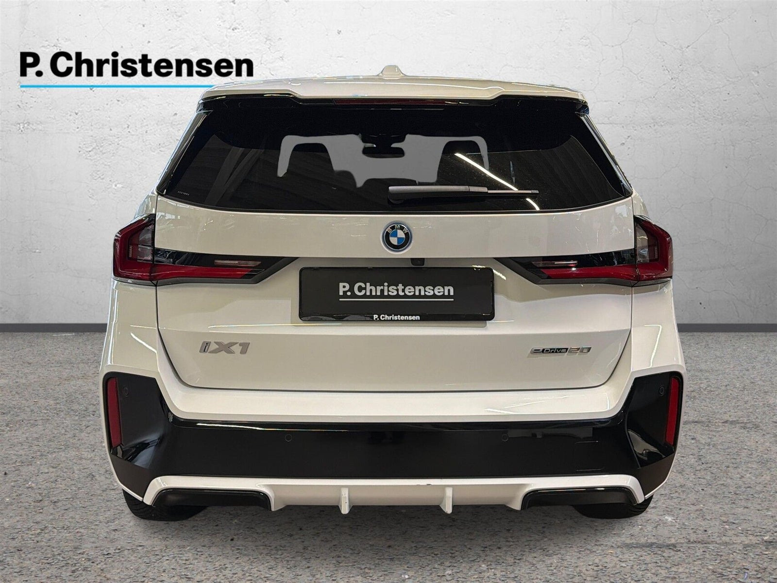 Hvid BMW iX1 fra 2024