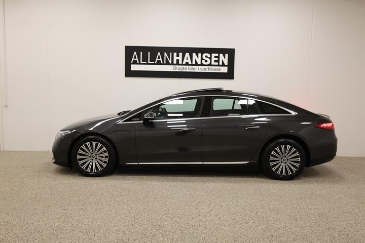 Grå Mercedes EQS580 fra 2022