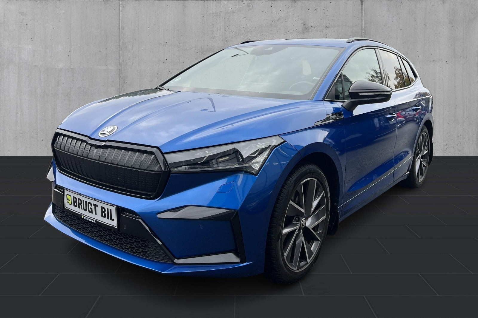 Blå Skoda Enyaq fra 2022
