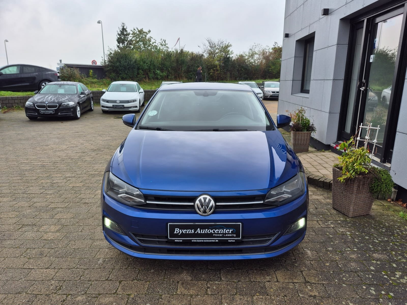 Blå VW Polo fra 2018