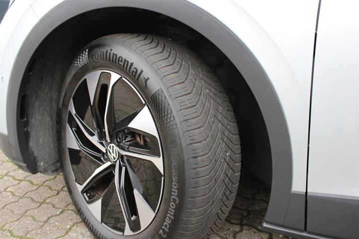 Sølv VW ID.4 fra 2025