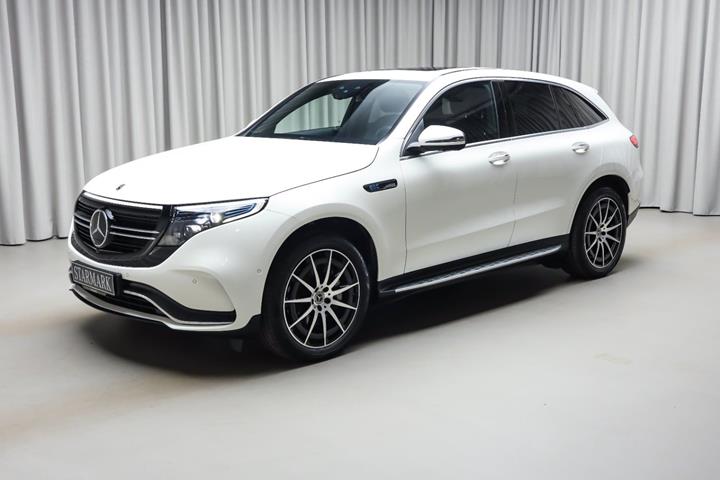 Hvid Mercedes EQC400 fra 2020