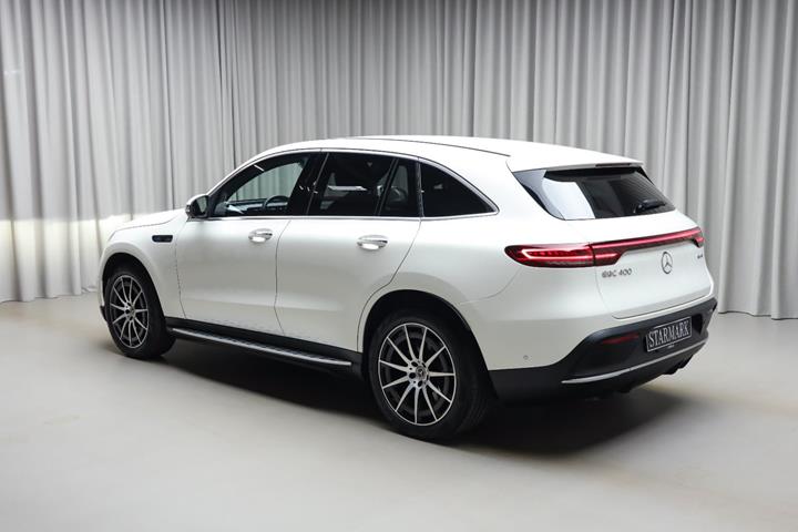 Hvid Mercedes EQC400 fra 2020