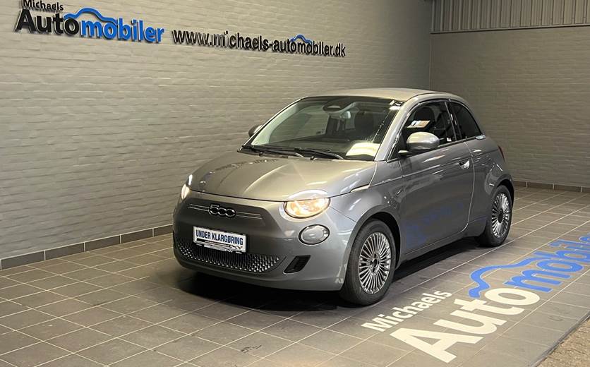 Fiat 500e 42 Icon Cabrio