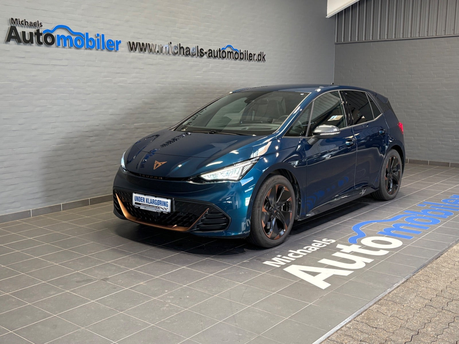 Cupra Born 77 e-Boost Dinamica Pack High