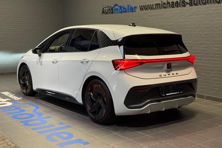 Hvid Cupra Born fra 2022