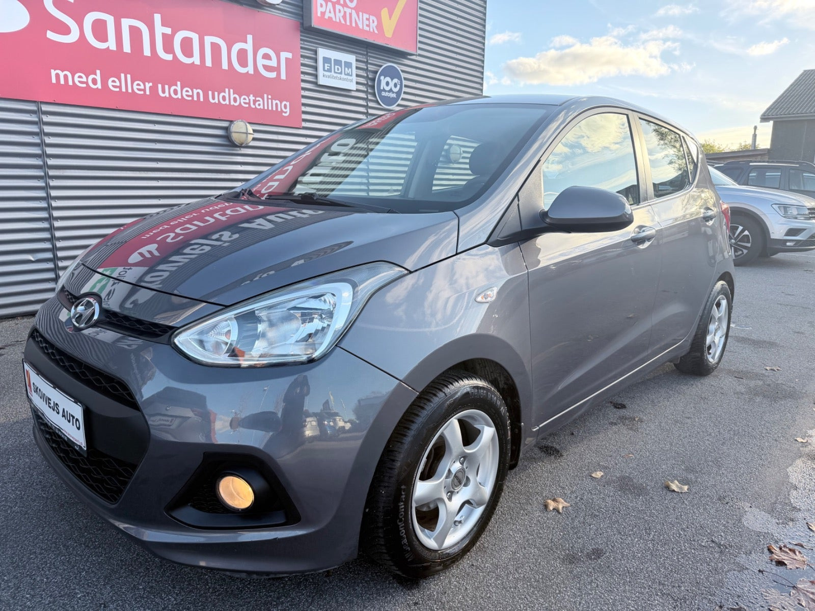 Grå Hyundai i10 fra 2015